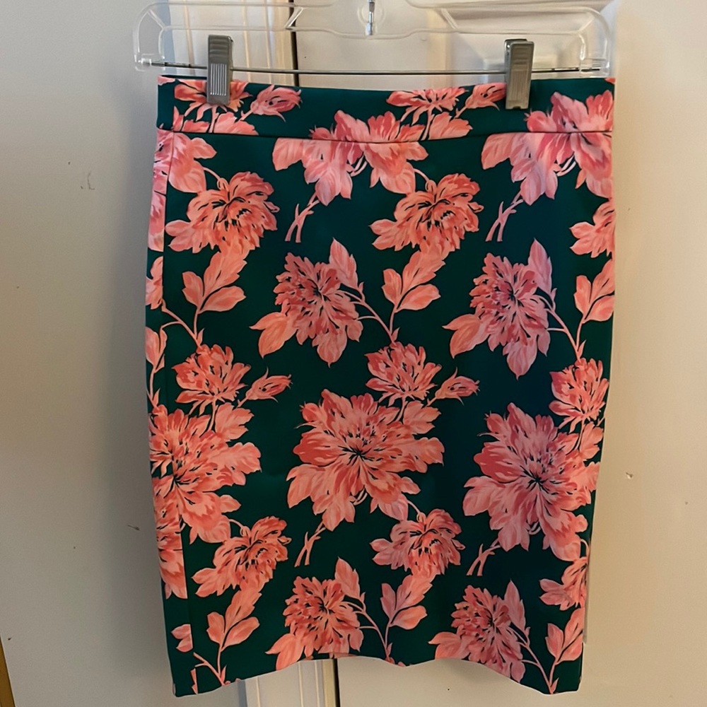 J Crew Mercantile Pink & Green Floral Pencil Skirt Size 00